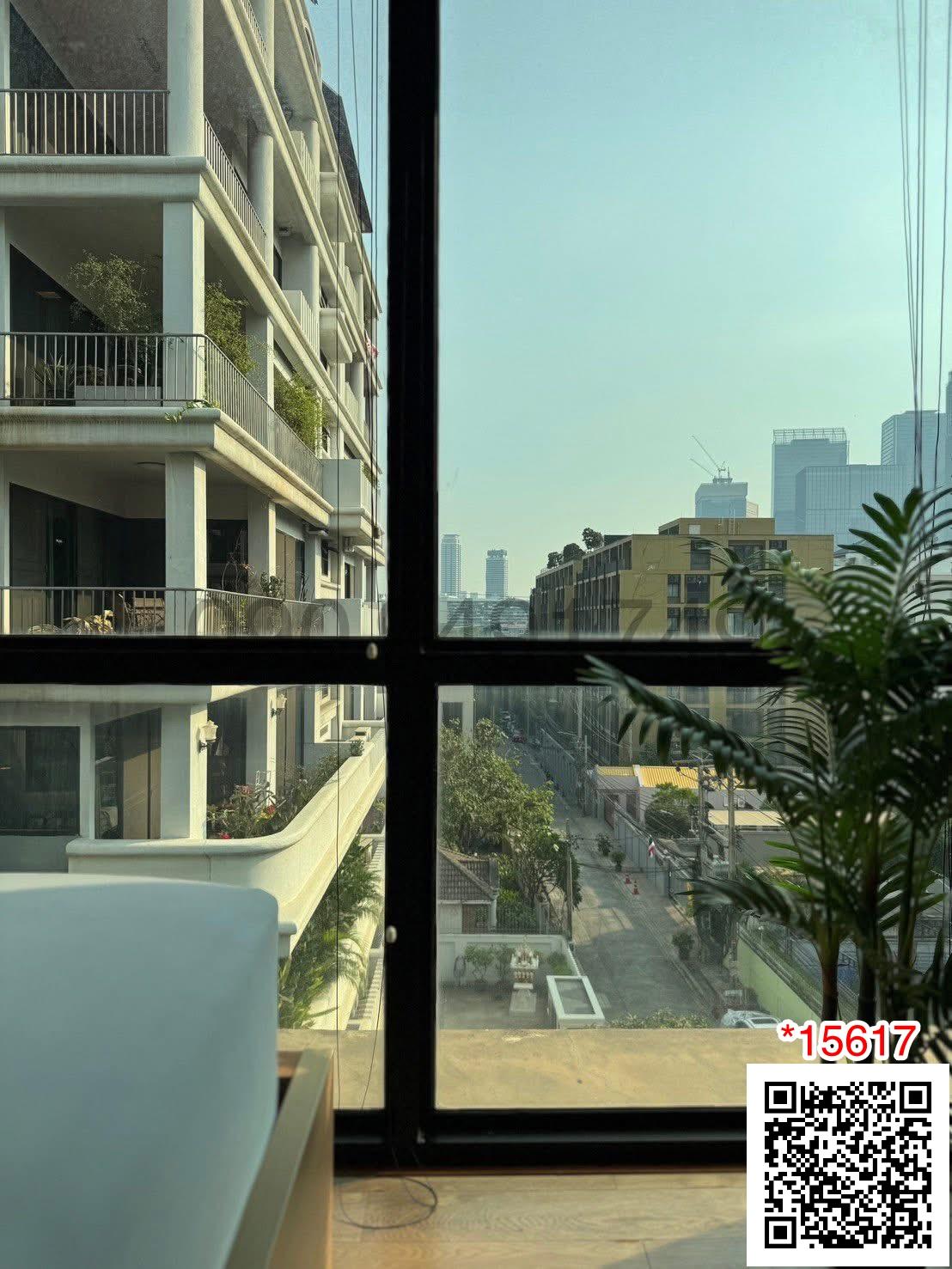 เช่า คอนโด SOCIO Ruamrudee ขนาด 1ห้องนอน ชั้น 6 ใกล้ BTS เพลินจิต