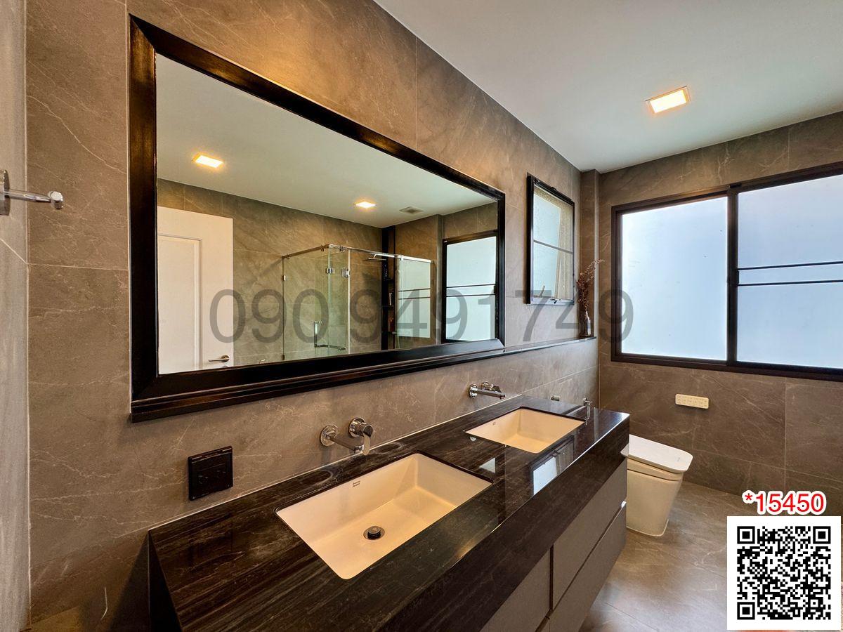 ขาย บ้านเดี่ยว ขนาด 5 ห้องนอน หมู่บ้าน Grand Bangkok Boulevard บางนา-อ่อนนุช