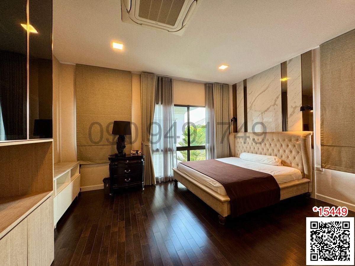 เช่า บ้านเดี่ยว ขนาด 5 ห้องนอน หมู่บ้าน Grand Bangkok Boulevard บางนา-อ่อนนุช