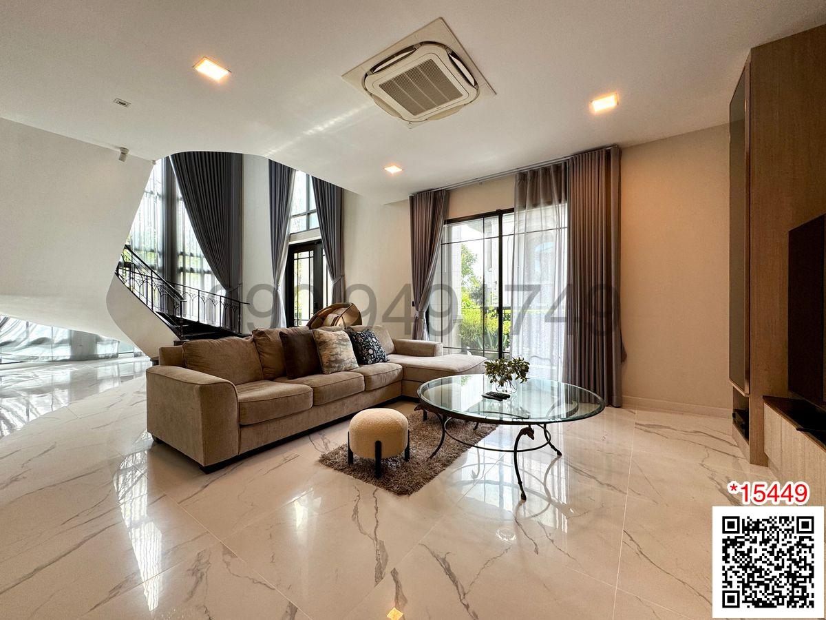 เช่า บ้านเดี่ยว ขนาด 5 ห้องนอน หมู่บ้าน Grand Bangkok Boulevard บางนา-อ่อนนุช