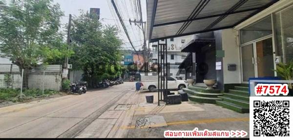 ขาย ทาวน์โฮม 4.5 ชั้น อยู่ในย่านทาวน์อินทาวน์ ซอยรามคำแหง 39