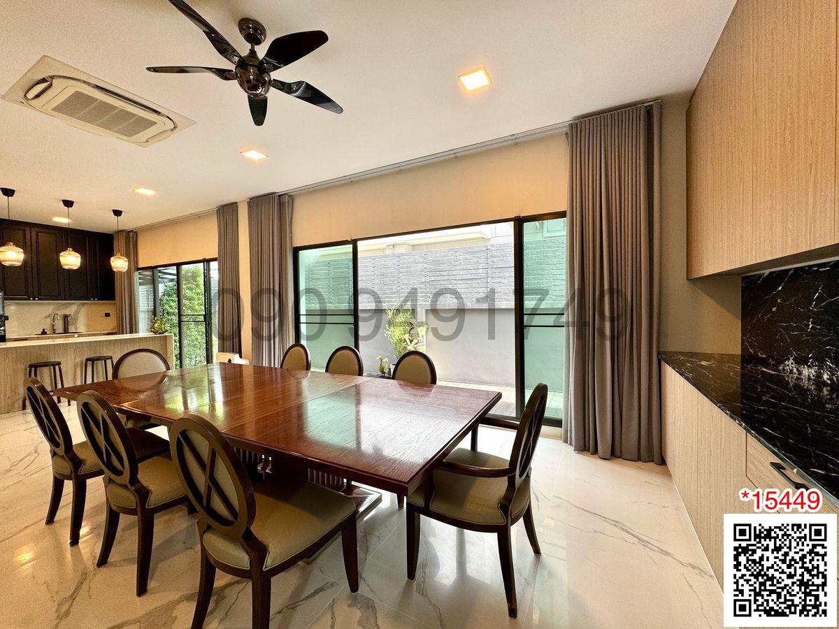 เช่า บ้านเดี่ยว ขนาด 5 ห้องนอน หมู่บ้าน Grand Bangkok Boulevard บางนา-อ่อนนุช