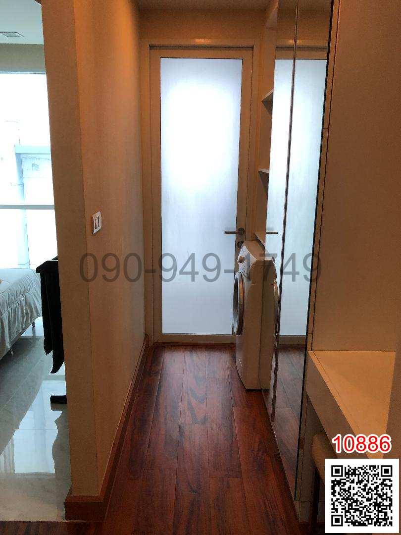 ขาย คอนโด Liv@5 Condominium (ลิฟว์ แอท ไฟว์)ใกล้รถไฟฟ้า BTS นานา และ MRT สุขุมวิท และ ARL มักกะสัน 