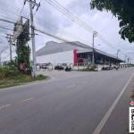 ขายที่ดิน (ถมแล้ว) ติดถนน 2 ด้าน ยาว 300 กว่าเมตร เหมาะสร้างหมู่บ้าน 